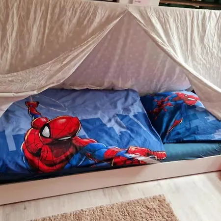 Schoene Naehe Geiseltalsee Lägenhet