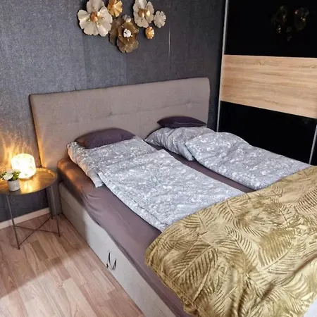 Lägenhet Schoene Naehe Geiseltalsee *